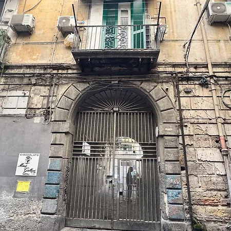 Casa Borghesia, Luminosa Nel Cuore Autentico Di Napoli - Sanita *