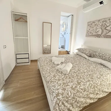 Casa Borghesia, Luminosa Nel Cuore Autentico Di Napoli - Sanita * Napoli